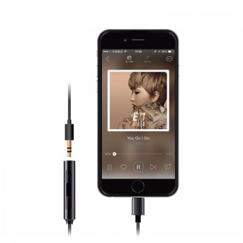 Fiio i1 (Fi 1123) Amplifier DAC with Microphone made for iPhone X / iPhone 8 Lightning plug To 3.5mm stereo jack