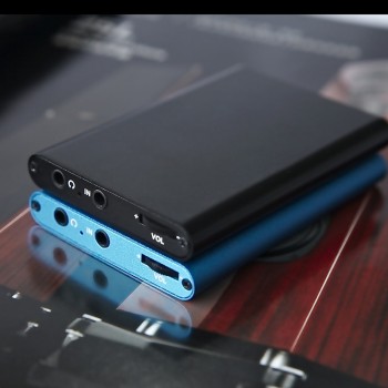 HIFI portable Stereo headphone amplifier Mini Earphone Audio Amplifier 3.5mm Jack Built-in battery