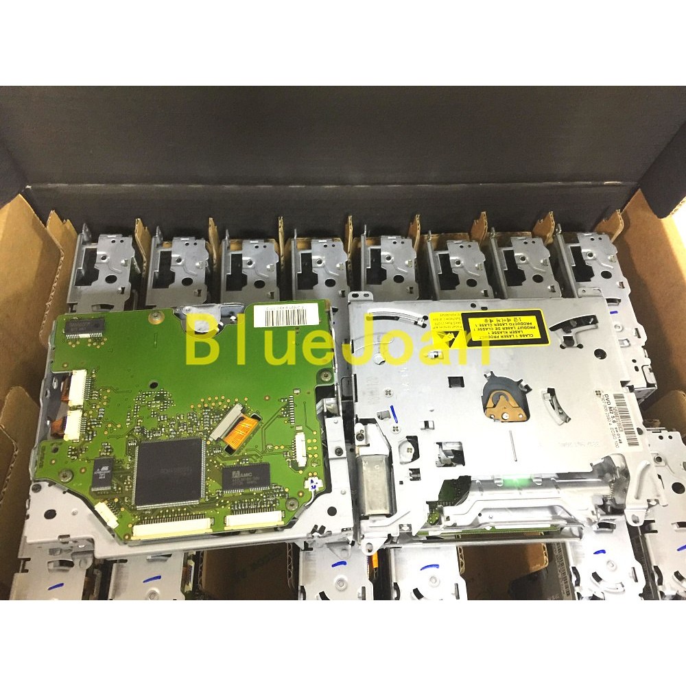 Original DVD M2 5.6 33129012048 33129090297.1 Single ca r radio Navigation mechanism DVD-M2 5.6 for BMNW MERCEDES CD/DVD PLAYER
