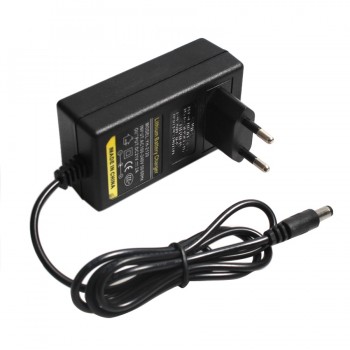 16.8V 2A 21V 1A 12.6V 1.5A 8.4V 2A 18650 Lithium Battery Charger DC 5.5MM*2.1MM 110-220V Lithium Li-ion Battery Wall Charger