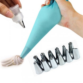 14PCS/Set Silicone Kitchen Accessories Icing Piping Cream Pastry Bag +12 Stainless Steel Nozzle Set DIY Cake Decorating Tips Set