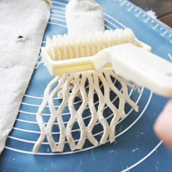 Baking Plastic Rolling Broaches Pie Pizza Knife Pastry Embossing Dough Rolling Process Home Kitchen Baking Tools