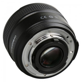 Yongnuo YN35mm F2 Lens Wide-angle Large Aperture Fixed Auto Focus Lens for Nikon D7100 D3200 D3300 D3100 D5100 D90 DSLR Cameras