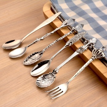 Spoon Coffee Spoon Set Vintage Table Spoon Antique Tea Spoons Coffee Royal Style Metal Carved Fork Tablespoons 6 Pcs/Set 20%