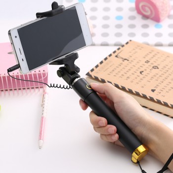 Mini Wired Selfie Stick for iphone 6 6s plus Stick Monopod Extendable Selfie Stick for iphone 6s 5 5s 4 for Samsung s9 plus s8