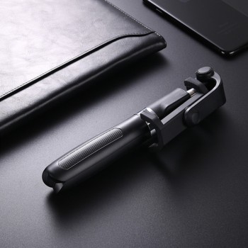 NEW Selfie Stick Tripod Stand 3 in 1 Extendable Monopod Bluetooth  3.0 Remote Phone Mount for iPhone X 8 Android SmartPhone