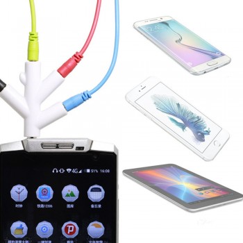 High Quality  3.5mm Branches Audio Splitter Earphone Headphone Cable Male to 4 Female Adapter For Sharing Music With Friends