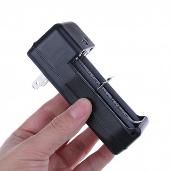 Universal Charger For 3.7V 18650 16340 14500 Li-ion Rechargeable Battery Hot Single slot full charger US EU