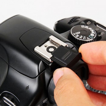 1pcs New SLR Digital Camera Accessories BS-1 Hot Shoe Protective Cover For Canon / Nikon / Pentax / Olympus  P16 0.3