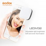 GODOX Mobilephone Lighting LED M32 Blilt-in Lithium Battery Adjustable Light Brightness for Photography Phones