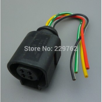 shhworldsea 1pcs 4 Pin Coolant Temperature Sensor Plug 4B0973712 4B0 973 712 Fit for Jetta Golf Passat Beetle for AUDI A4 TT