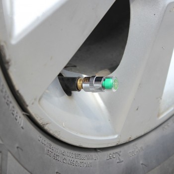 4PCS 2.0Bar 30PSI Car Auto Tire Pressure Monitor Valve Stem Caps Sensor Indicator Eye Alert Diagnostic Tools Kit