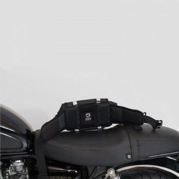 New Fashion 100% Waterproof Motorcycle Waist Bag Men Women Traveling Hiking Fishing Moto Bag Knight Fider Motorcycle Tank Bags