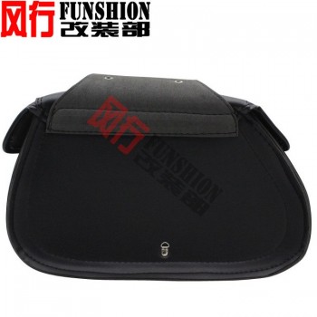 Motorcycle edge package cruise Prince vehicles into side box side edging tool kit bags across the bag one pair