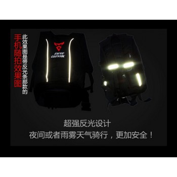 Hot sale 2018 MOTOCENTRIC motorcycle knight backpack helmet bag motorcycle riding shoulder bag off-road motorcycle bag package