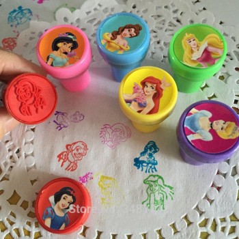6pcs/bag Rubber Self Inking Stamps Educational Toy Cartoon Princess Stamps Children Hobby School Art Tool of Party Toys Set
