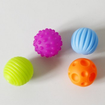 4amp;6pcs Textured Multi Ball Set soft develop baby tactile senses toy Baby touch hand training Massage ball Rattle Activity toys