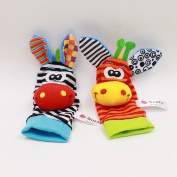 2017 New A Pair Of Baby Toys Baby Soft Hand Bells Hand Wrist Rattles / Pet Socks Foot Finders Developmental Voice Toy