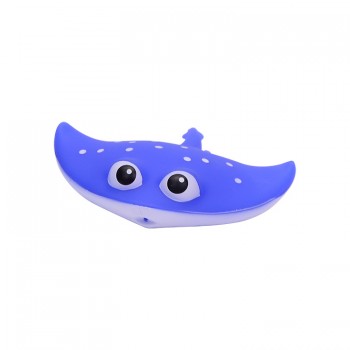 Cute Animal Baby Bath Toys for Children PVC Float Squeeze Sound Dabbling Toys Kids Clown fish Bathroom Pinch Spray Toy