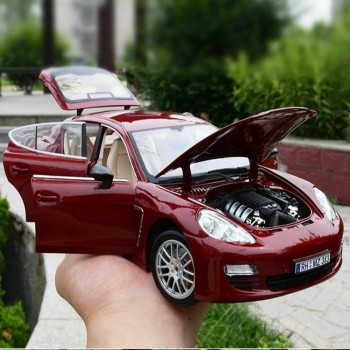 1:18 Simulation alloy sports car model For Porsche Panamera with Steering wheel control front wheel steering  toy for Children