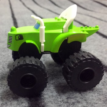 6pcs Childrens Toy Car Russia Miracle Blaze The Monster Machines Vehicle Car Super Stunts Blaze Toys for Children 2A017