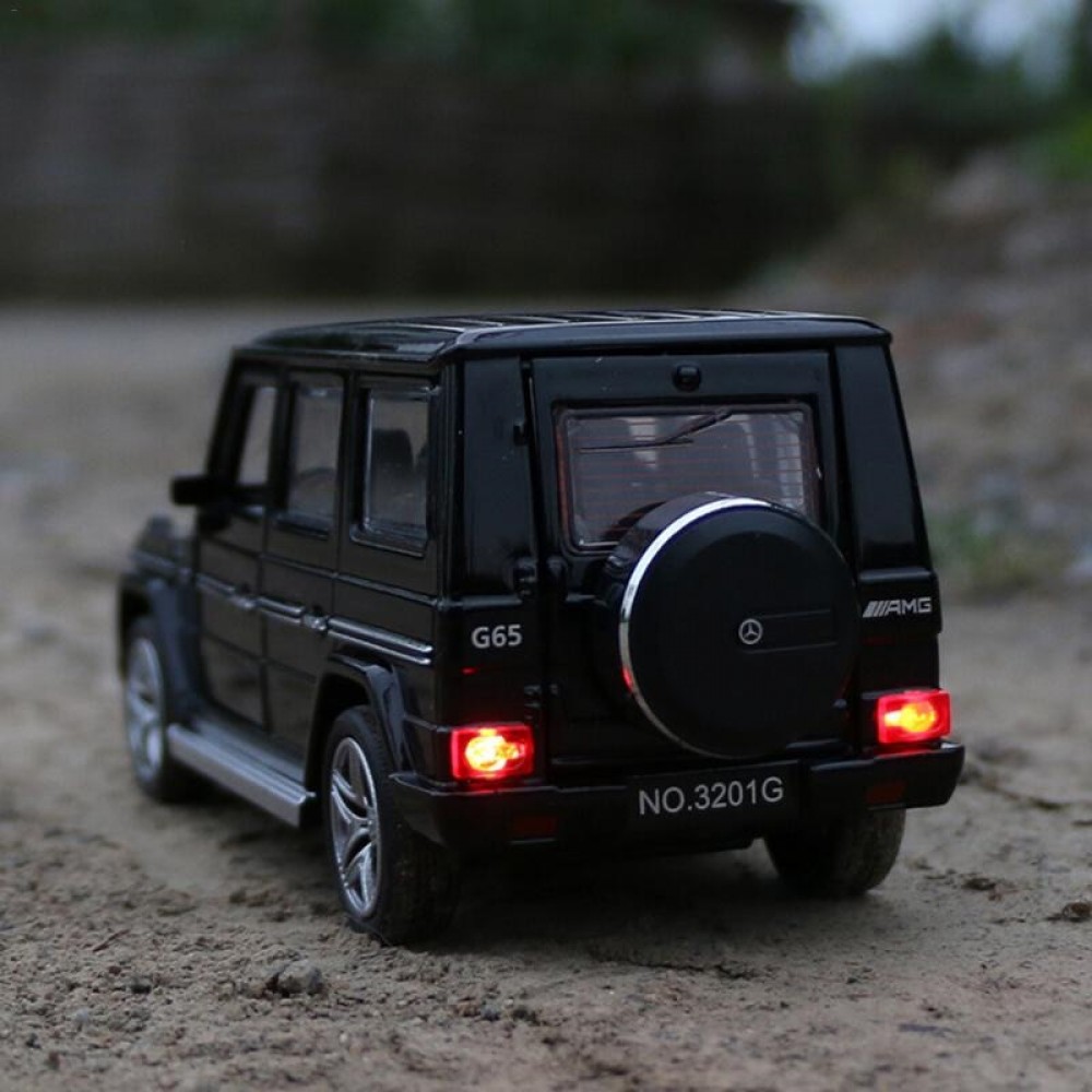 Benz G65 SUV Jeep AMG Toy Car Alloy Model Car Openable Sound Light Pull Back 1:32 Car Model boy Gift toys for children g53 g500