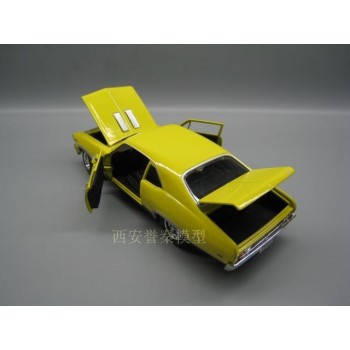 Signature 1/32 Scale Car Model Toys USA Chevrolet NOVA SS Diecast Metal Car Model Toy For Collection/Gift/Decoration
