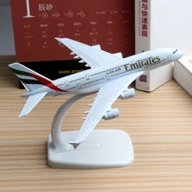 16cm United Arab Emirates Plane Model A380 UAE Airlines Airbus Model Boeing 777 B777 Aviation Aircraft Airplane Model Toy 1:400