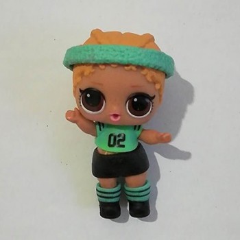 the doll of series 2 with clothes  show as picture without ball