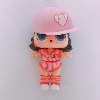 the doll of series 2 with clothes  show as picture without ball