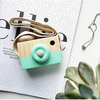 Cute Wood Baby Kids Camera Toys Pillow Creative Neck Camera Photography Prop Room Decoration Clothing Accessory Birthday Gift
