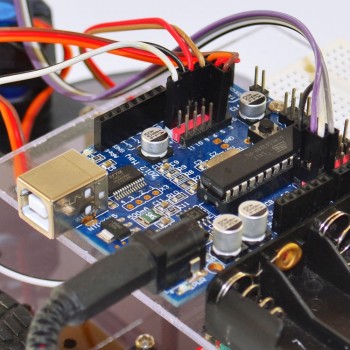 Intelligent tracking the car DIY 2WD Robot Smart Car Chassis HC-SR04 Ultrasonic Intelligent Car For Arduino
