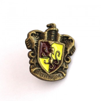 5pcs/set Hogwarts Magical School Badge Set Harri Potter Pin Brooch Gryffindor/Ravenclaw/Slytherin Badge Collection Gift for Kids
