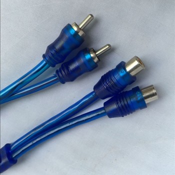 Hot Selling 2PCS 200mm PVC Car Audio Amplifier Wiring Kit RCA One Female Two Male Lotus line Bare Copper Wire Blue Free Shipping