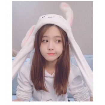 2018 Fashion Moving Hat Rabbit Ears Plush Sweet Cute Airbag Cap Kawaii Popular Girls Cap New Arrival Rabbit Ears Can Move