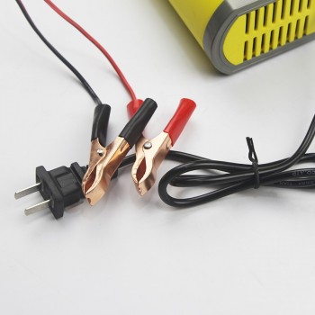 Intelligent LED new car motorcycle battery charger 12V charger 6A Electric car charger input voltage 220V output voltage 12V