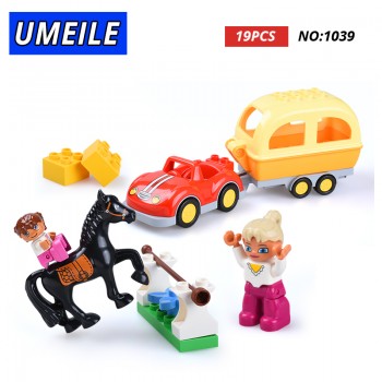 UMEILE Friends Brick Set Pink City Girl Princess Family House Kids Toys Building Block Compatible with  Duplo Gift