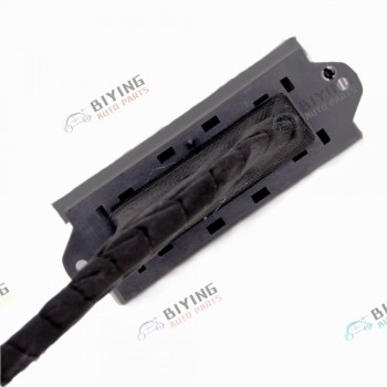OEM 36 to 32 Pins Plugamp;Play Instrucment Cluster Adapter for VW Passat B6