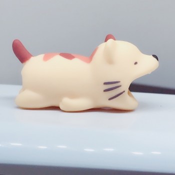 Cable bites Glow In Dark Protector for IPhone Winder Phone Prank Toy Pvc Animal dog cat rabbit Doll model Funny
