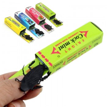 Funny Gadgets Soft Pvc Plastic Cockroach Simulated Chewing Gum Children Scary Toys Halloween Replica Practical Jokes Toys