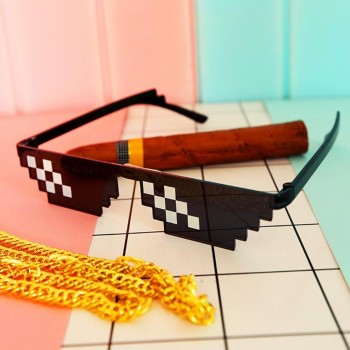 Unisex Sunglasses Toy Funny Thug Life Glasses 8 Bit Pixel Deal With IT Sunglasses For Children Adults Fun Using Free Shipping