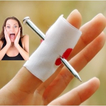 2017 whole Convenient New Prank Joke Toy Fake Nail Through Finger Trick Halloween Kids Children Gags Practical Jokes