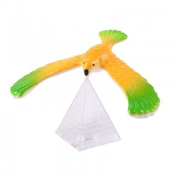 High Quality  Novelty Amazing Balance Eagle Bird Toy Magic Maintain Balance Home Office Fun Learning Gag Toy for Kid Gift