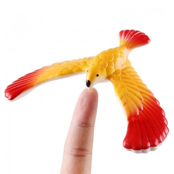 High Quality  Novelty Amazing Balance Eagle Bird Toy Magic Maintain Balance Home Office Fun Learning Gag Toy for Kid Gift