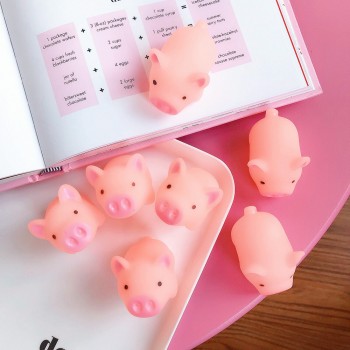 1Pc Squeeze Pig Mochi Squishy Kawaii Animal Slow Rising Squishy Toy Anti-strss Practical Jokes Kids Squishies Cute Toy Hot Sell