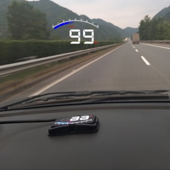 GEYIREN New M6 HUD Head Up Display Car-styling Hud Display Overspeed Warning Windshield Projector Alarm System Universal Auto M6