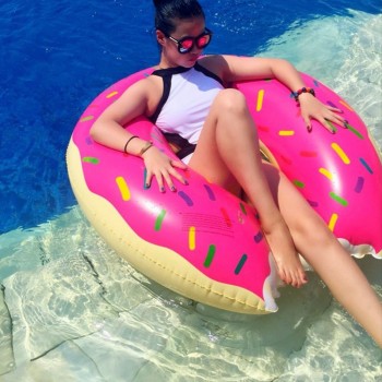swimming pool inflatable Circle kids inflatable raft summer toys the water baby lifebuoy Sweet Dessert Doughnut gift pump