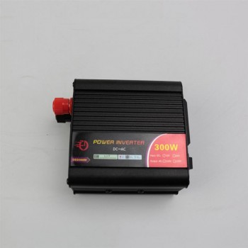 1pc 1500W 800W 300W Car Power Inverter 12V To 110V DC To AC Converter Car Power Supply Adapter Converter Auto Power (Black)