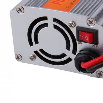 200W Car Inverter DC 12 V to AC 220 V Power Inverter Transformer Vehicle Power Inverter Converter Power Supply Switch Charger