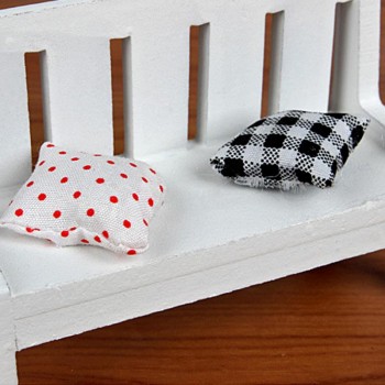 Mini Wooden Bench Dolls House Miniature Garden Dollhouse Furniture Accessory